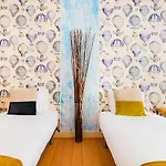 Chiado Mercy I With Ac Apartment